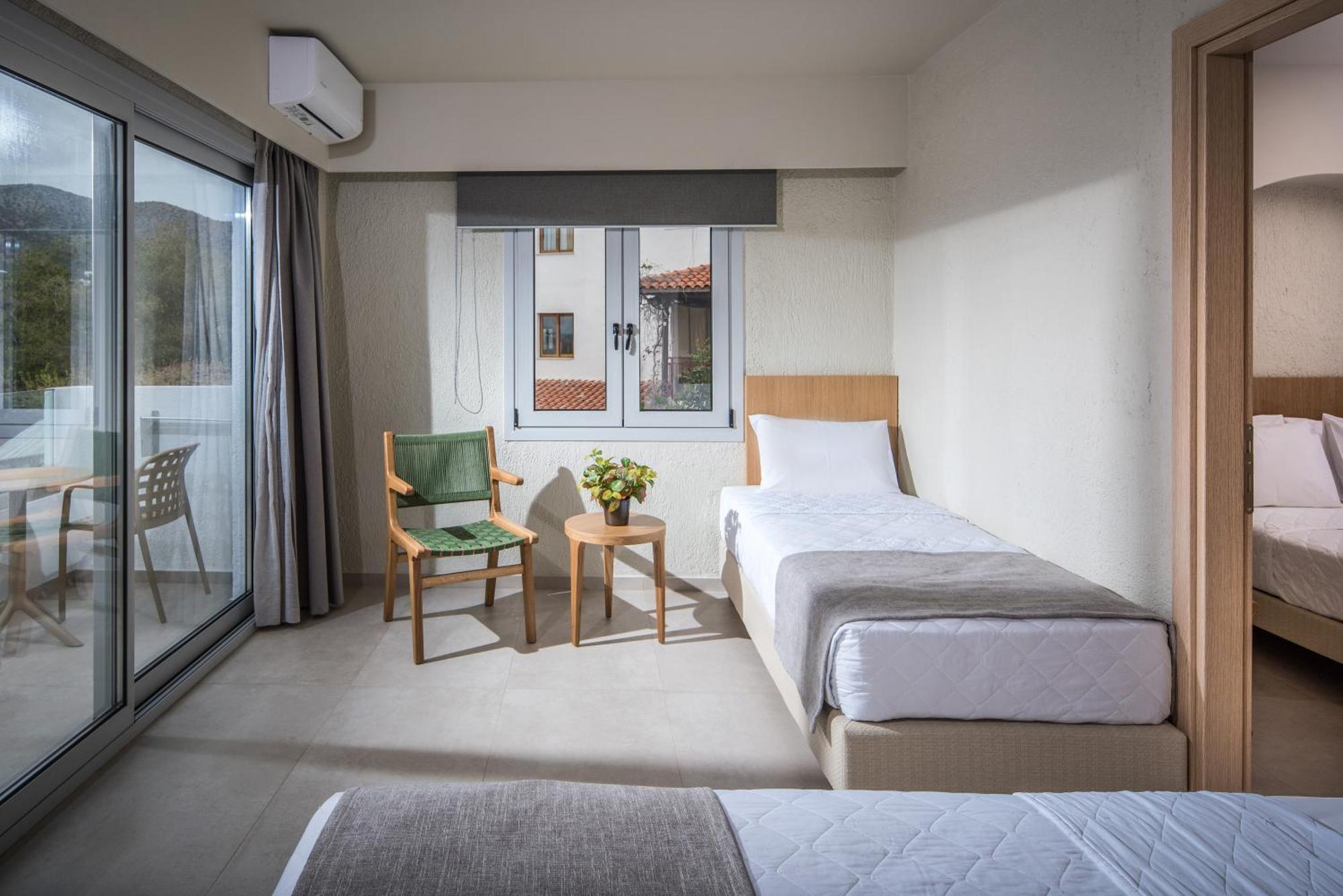 South Coast Hotel Макригиалос Экстерьер фото
