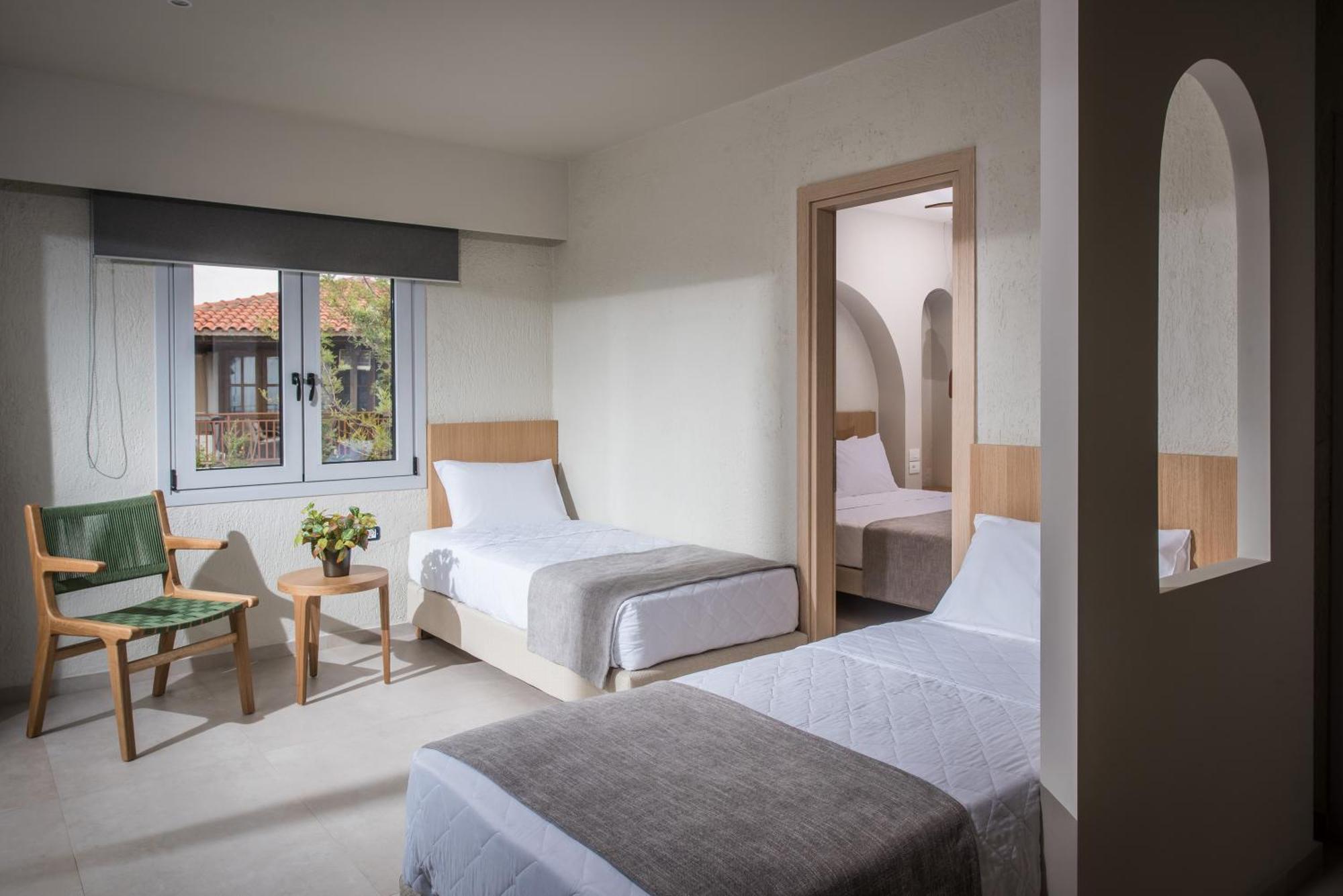 South Coast Hotel Макригиалос Экстерьер фото