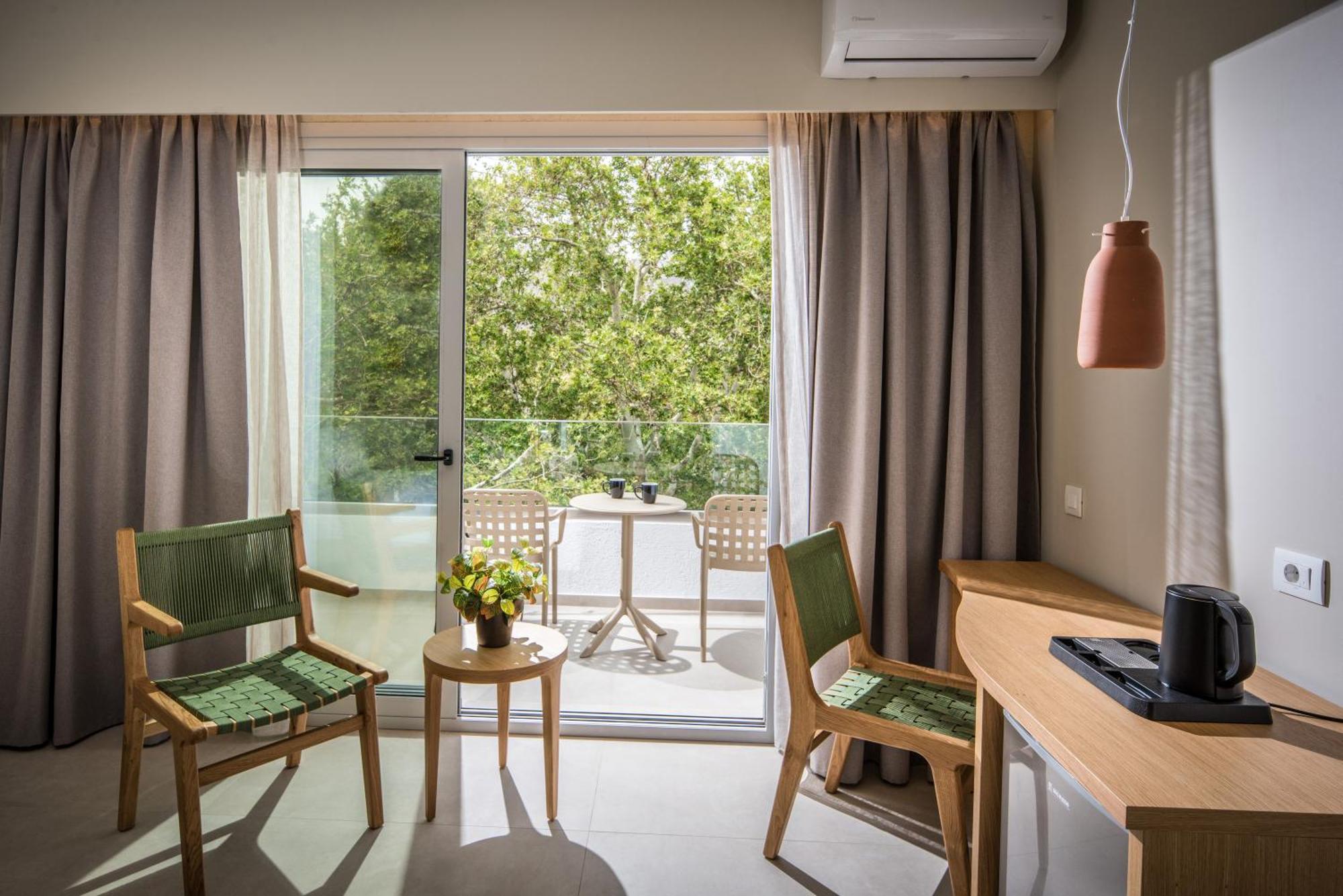 South Coast Hotel Макригиалос Экстерьер фото